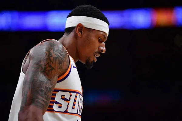 ​伤病潮背后：快船医疗管理体系成争冠最大隐患​