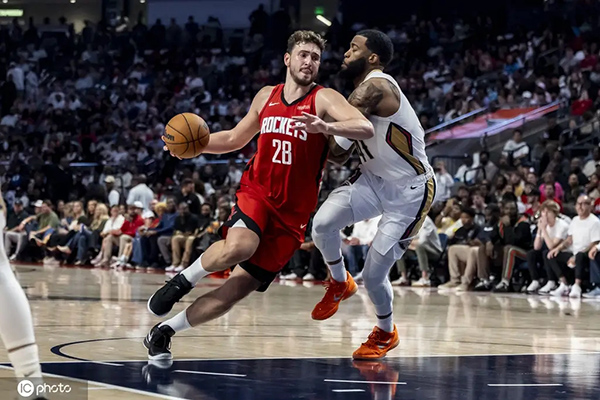 NBA季前赛综述：火箭<a href=/lanqiubs/spurs/ target=_blank class=infotextkey>马刺</a><a href=/lanqiubs/magic/ target=_blank class=infotextkey>魔术</a>领跑 新趋势与球队百态