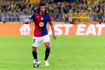 德科:曼城询价孔德?<a href=/zuqiubs/barcelona/ target=_blank class=infotextkey>巴萨</a>秒回“非卖品”