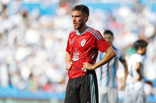 明格萨合同将明夏到期,球员回应:正与塞尔塔协商续约,盼留队