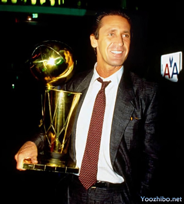 帕特-莱利：1989-90赛季的NBA最佳教练与<a href=/lanqiubs/lakers/ target=_blank class=infotextkey>湖人</a>王朝的缔造者